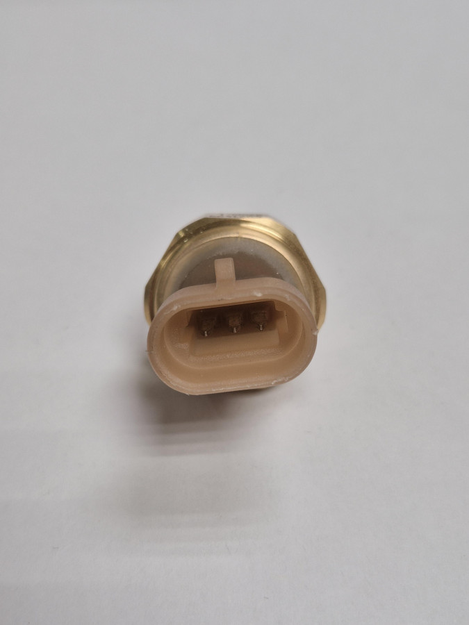 Датчик давления надувочного воздуха ISX,QSX CM570,QSM11 3330141,3330142