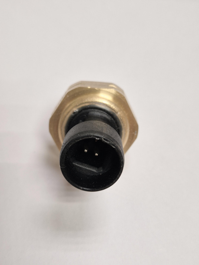 Датчик давления воздуха во впускном коллекторе 6BT,6CT 3348747,3329617 C+
