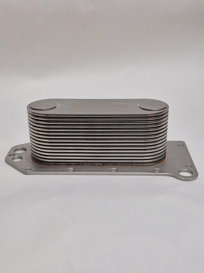 Маслоохладитель 6CT,L,ISCe,ISLe 5284362,3957533,3944464,3943460 C+