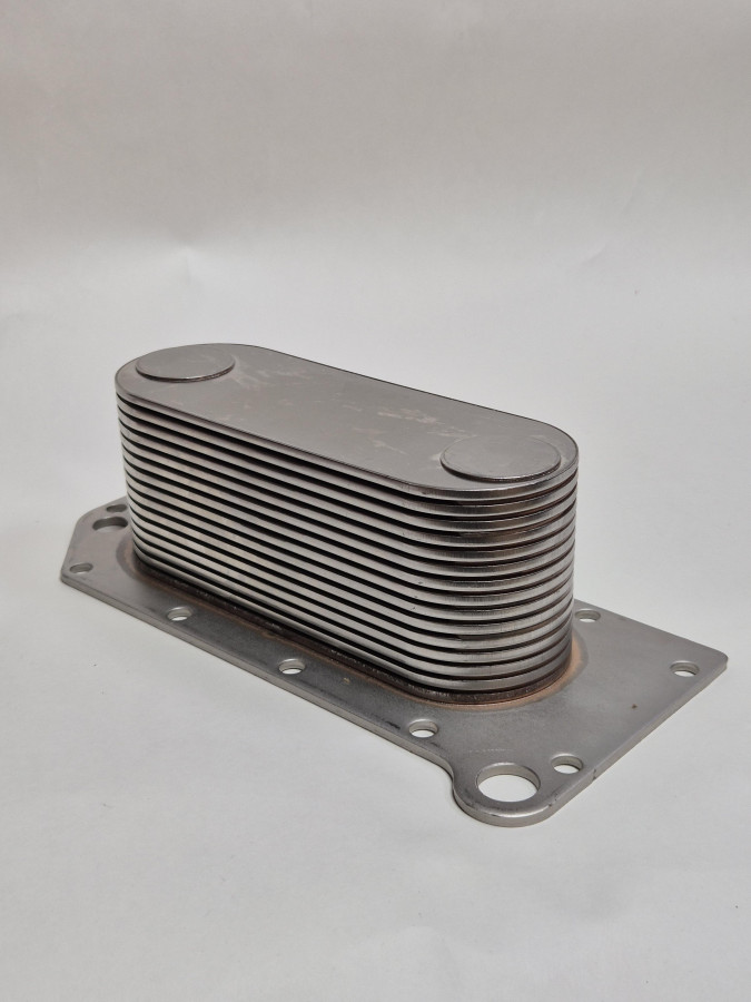 Маслоохладитель 6CT,L,ISCe,ISLe 5284362,3957533,3944464,3943460 C+