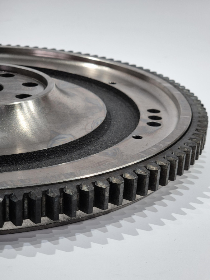 Маховик ISF2.8 5269357/5253213 MF 242 mm 113 зуб C+