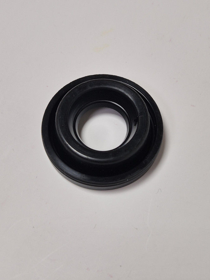 Шайба уплотнительная в клапанной крышке ISF3.8 4940584 C+