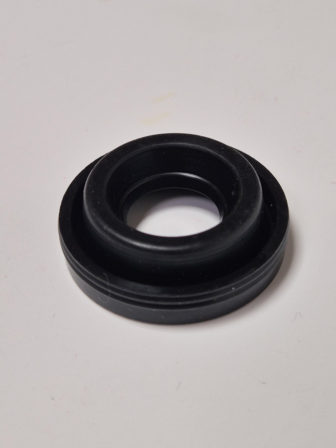 Шайба уплотнительная в клапанной крышке ISF3.8 4940584 C+