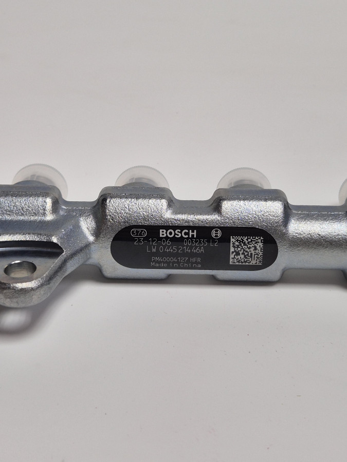 Рампа топливная G21A 044521446А SPM40004127E3544 O+