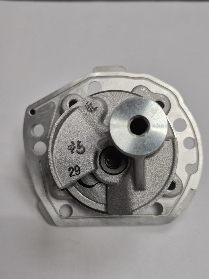 Насос масляный G21A SPM40004656E3544 O+