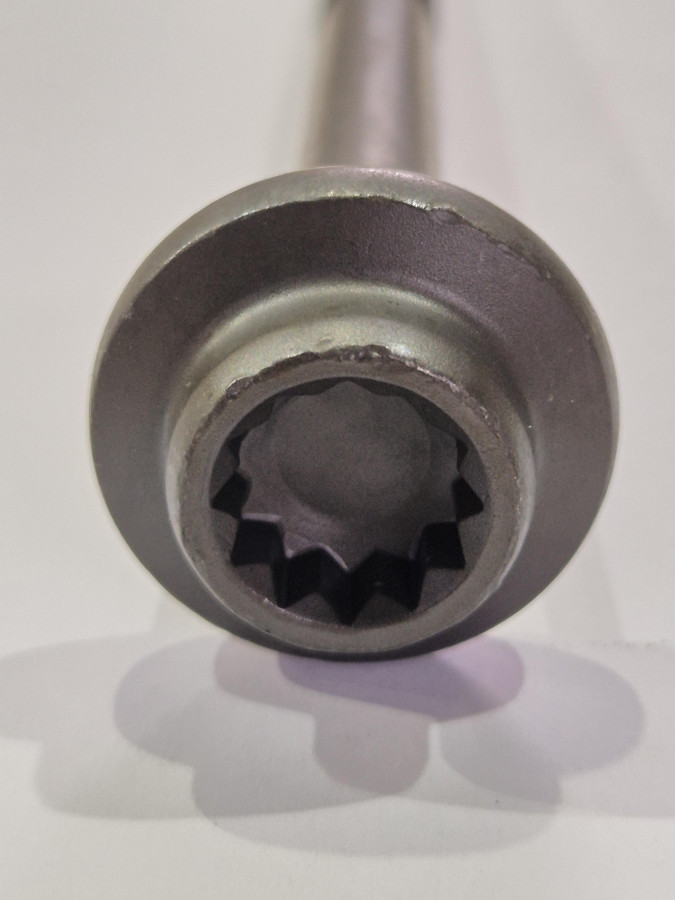 Болт ГБЦ G21A SPM40004372E3544 O+