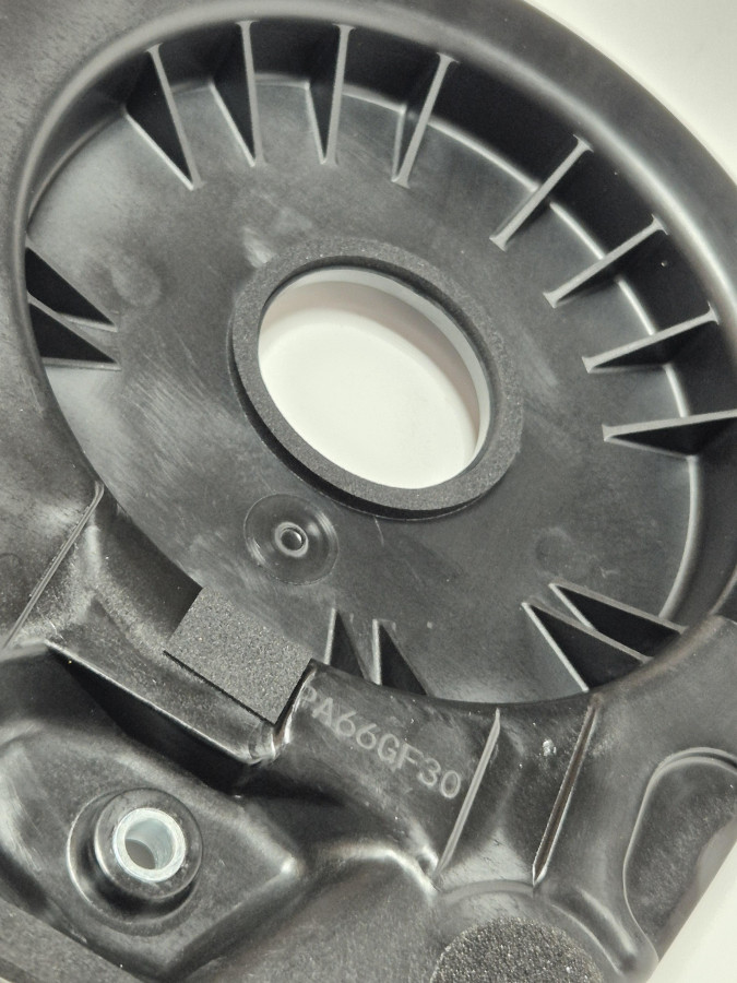 Крышка задняя цепи ГРМ G21A SPM40004502E3544 O+