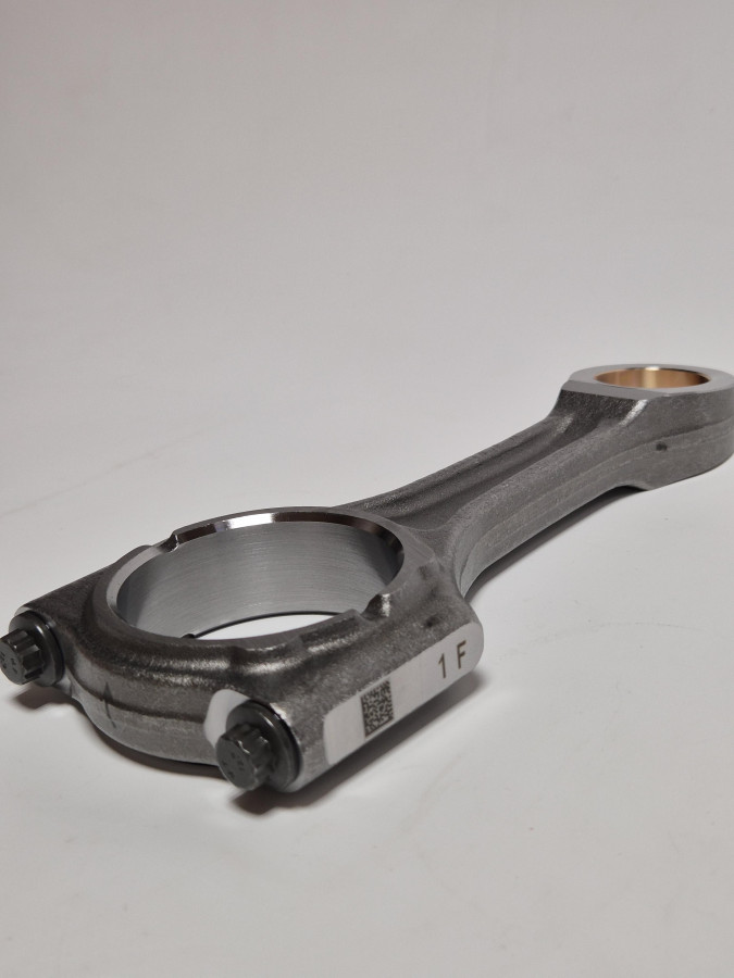 Шатун двигателя G21A SPM40004154E3544 O+