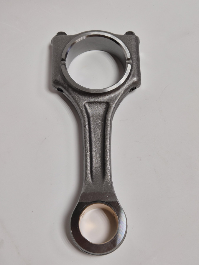 Шатун двигателя G21A SPM40004154E3544 O+