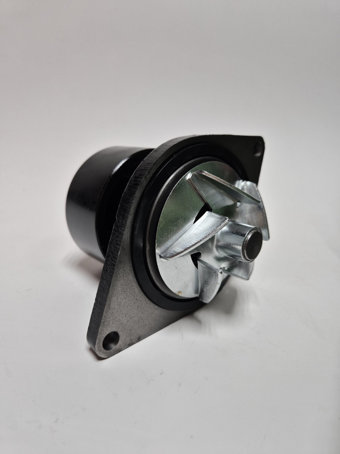 Насос водяной 4BT,6BT ст.кр. 3286278,3285414,3285410,4935793,3286275 C+