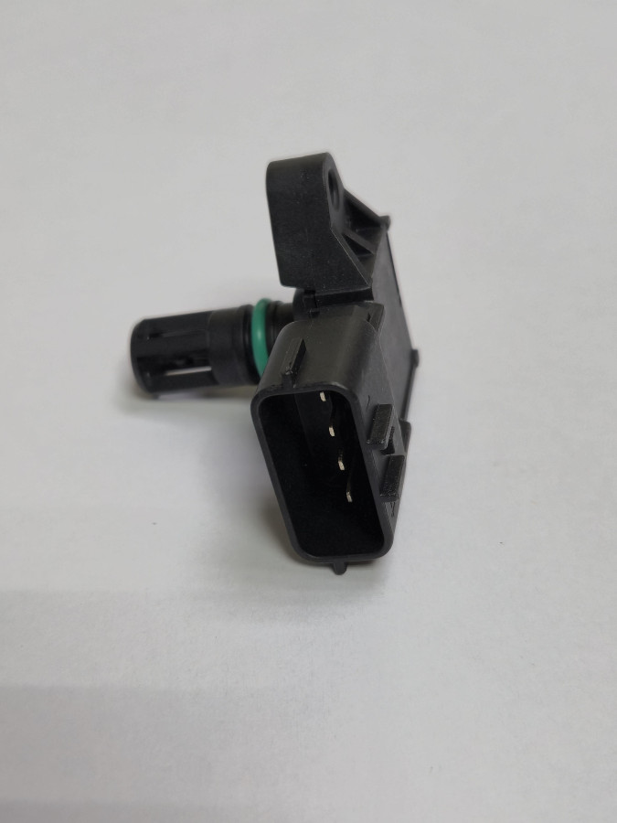 Датчик температуры и наддувочного воздуха ISBe 210,185,ISF 3.8 2897333/4903286 C+