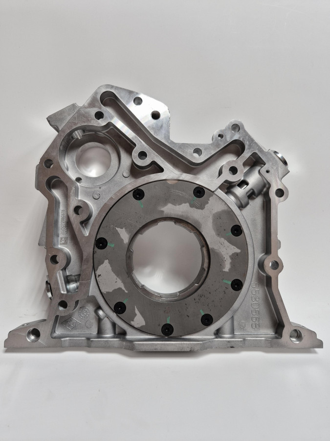 Насос масляный ISF3.8/4.5 5302892 E4 (маленький датчик) 5263095/5525373/5588790 O+