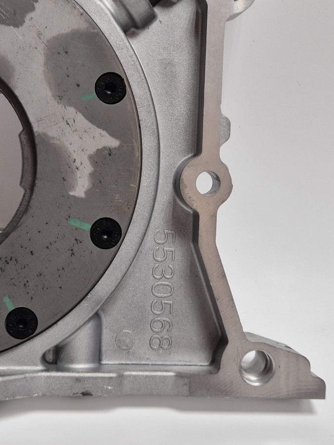 Насос масляный ISF3.8/4.5 5302892 E4 (маленький датчик) 5263095/5525373/5588790 O+