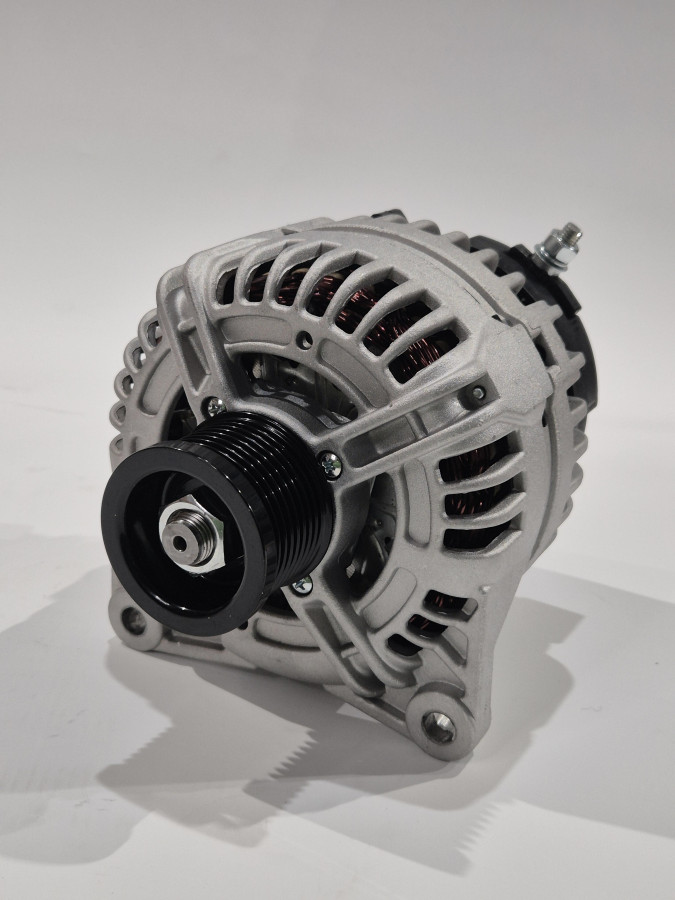 Генератор ISF3.8 12V 150A C+