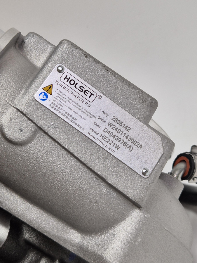 Турбокомпрессор HOLSET 4ISBe HE200WG 2835142,4955962,4033968,4043976,3782369,3782376 C+