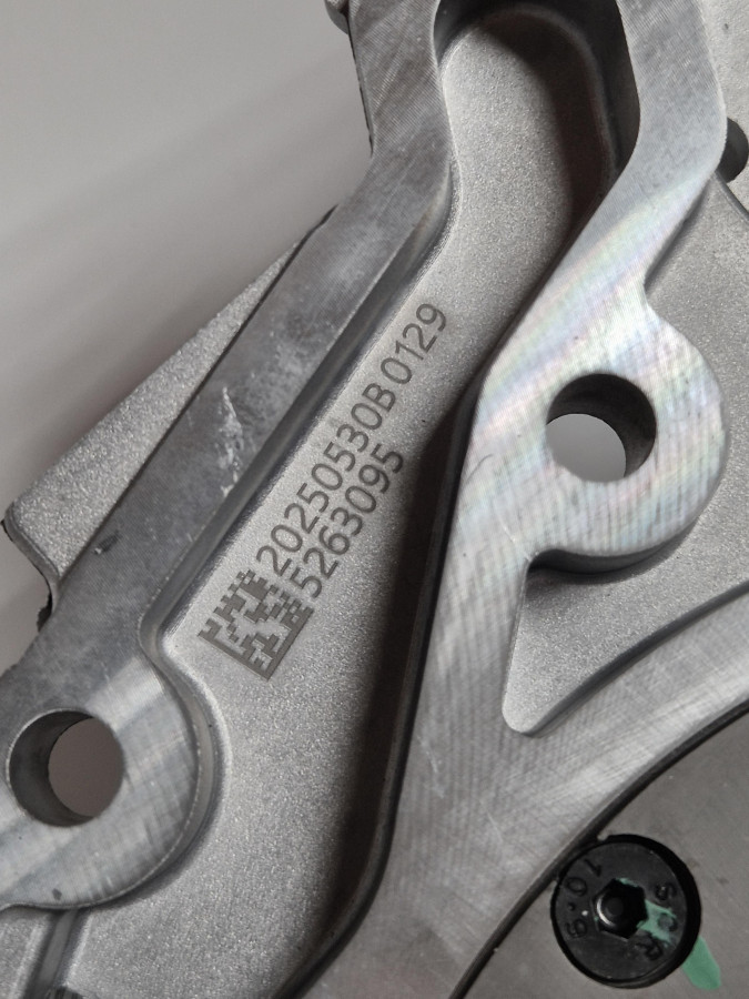 Насос масляный ISF3.8 5302892 Е3 (большой датчик) O+