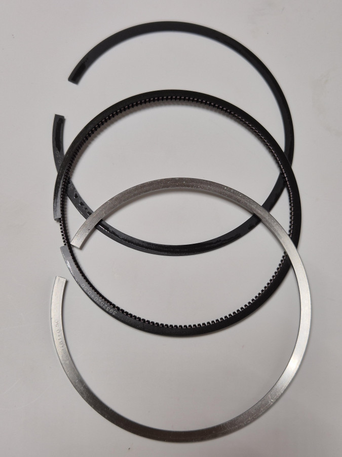 Поршень двигателя ISF3.8 (+0.50) в сборе с кольцами,стопорными и пальцами 4309115/5258754 C+