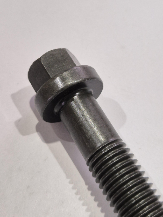 Болт ГБЦ L-95 мм малый O+