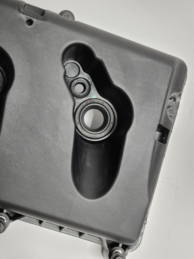 Крышка клапанная ISF2.8 5262617 O+