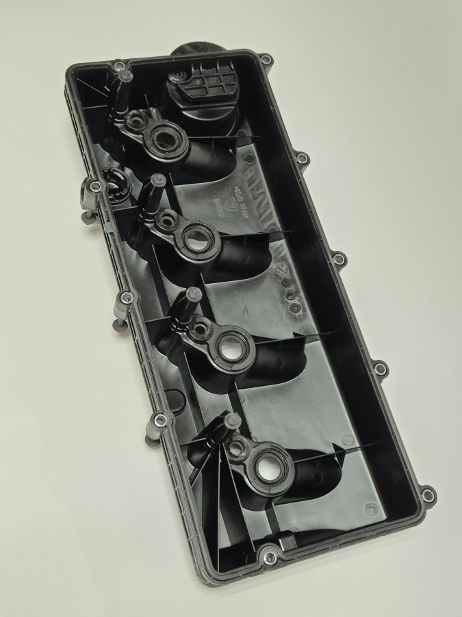 Крышка клапанная ISF2.8 5262617 O+