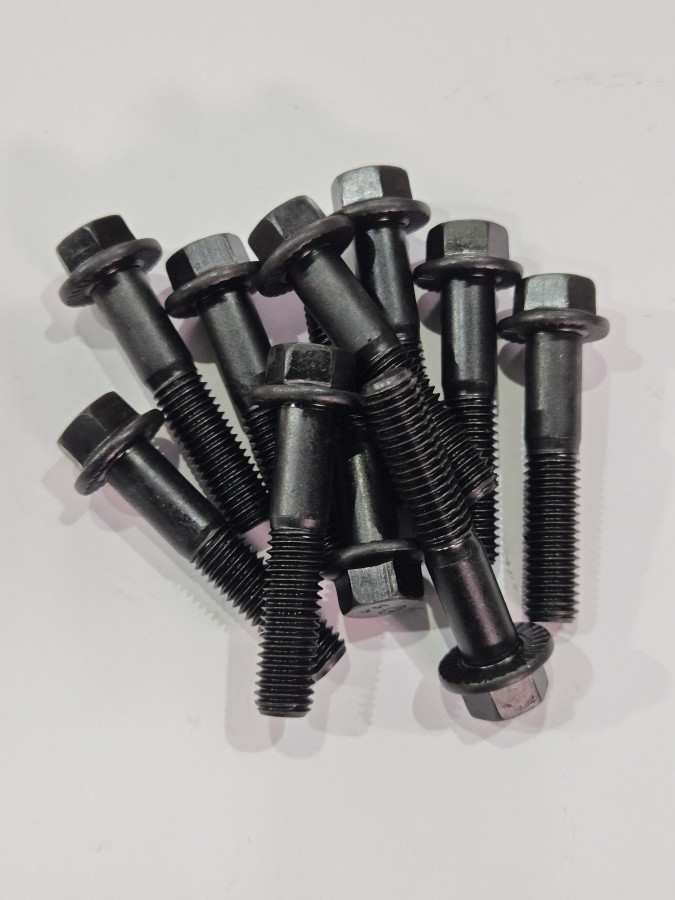 Болт картера задних распред шестерен М10х1,5х50 ISF2.8 O+