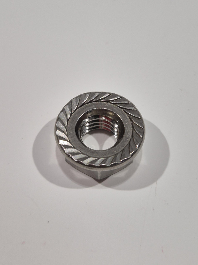 Гайка крепления турбокомпрессора М8Х1.25 ISF2.8 O+