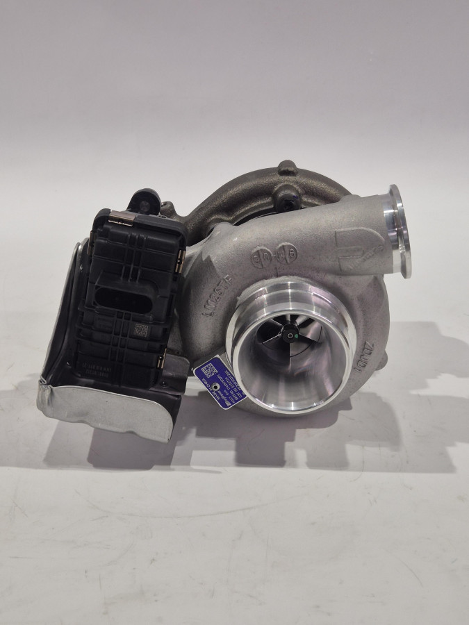 Турбокомпрессор Borg Warner ISF2.8 E5 5343015/5370733 O+