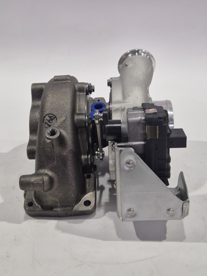 Турбокомпрессор Borg Warner ISF2.8 E5 5343015/5370733 O+