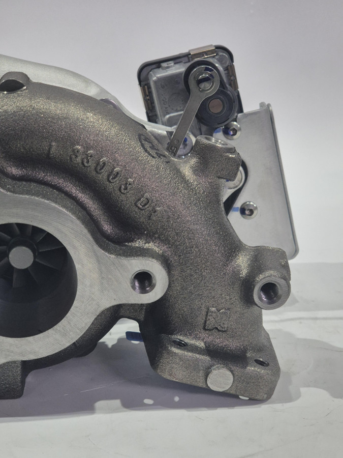 Турбокомпрессор Borg Warner ISF2.8 E5 5343015/5370733 O+