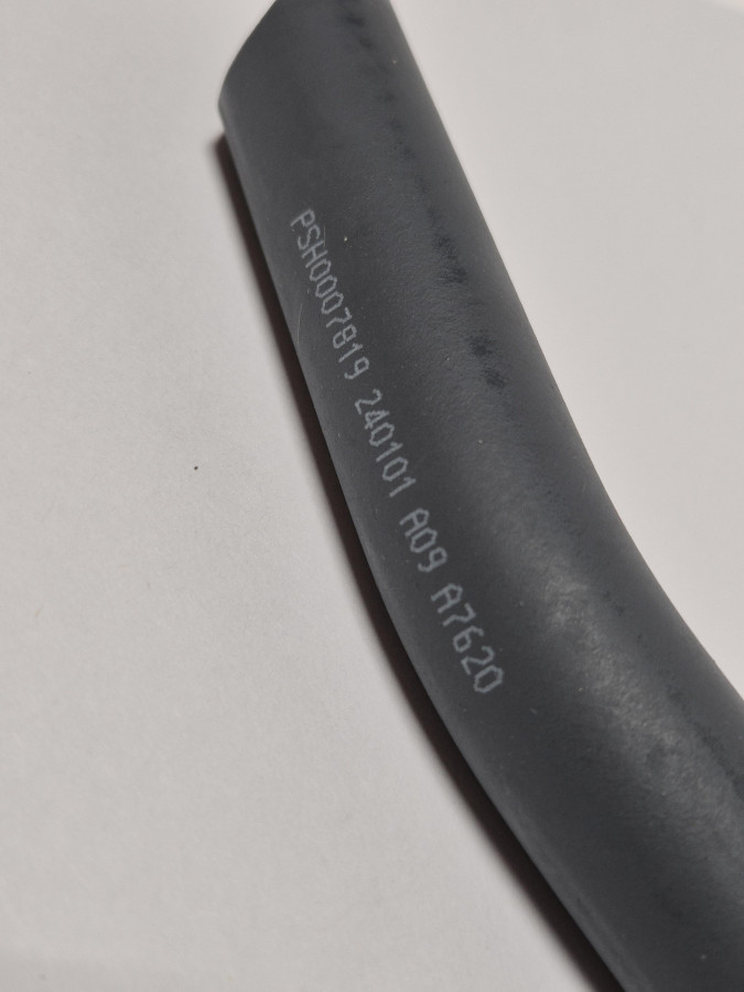 Патрубок вентиляции картерных газов 2 G21A O+