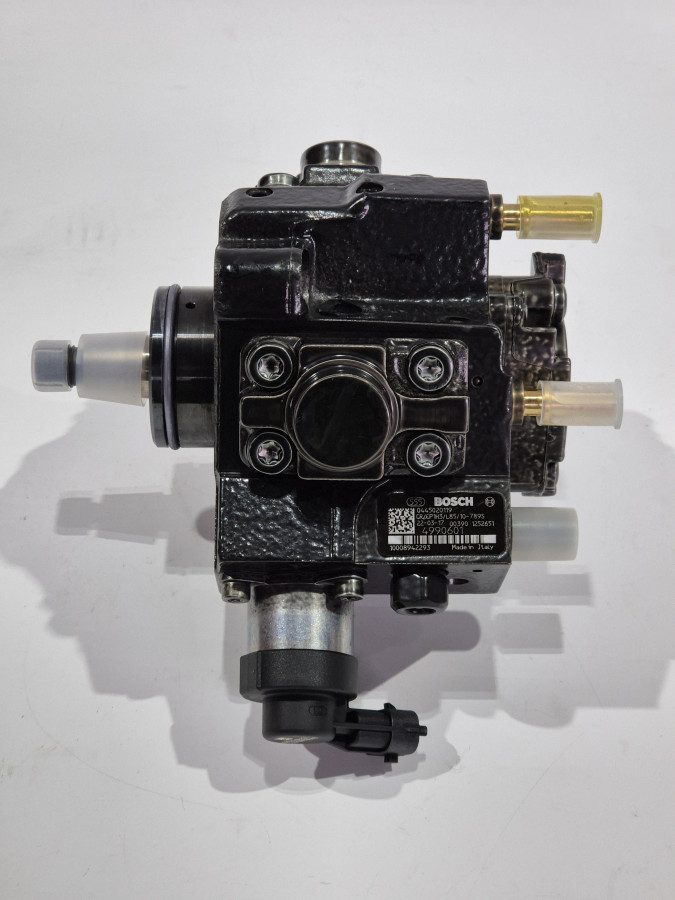 Насос топливный ТНВД ISF2.8 445020119 E3/4 O+