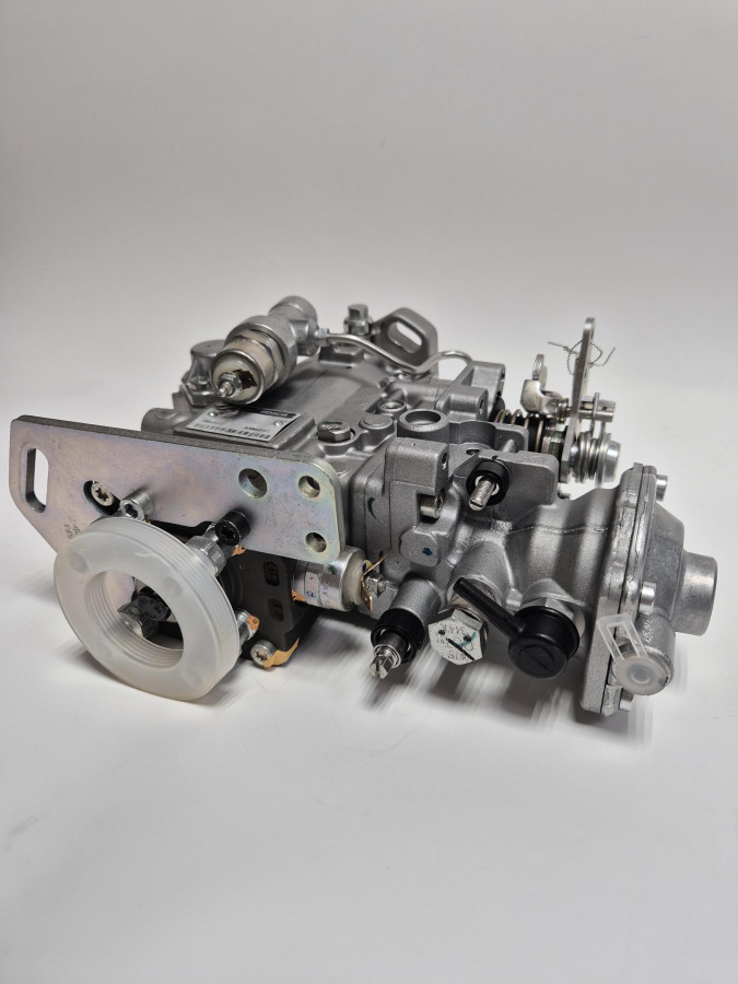 Насос топливный ТНВД EQB140-20 O+