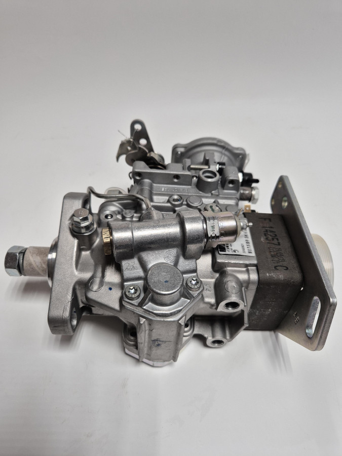 Насос топливный ТНВД EQB140-20 O+