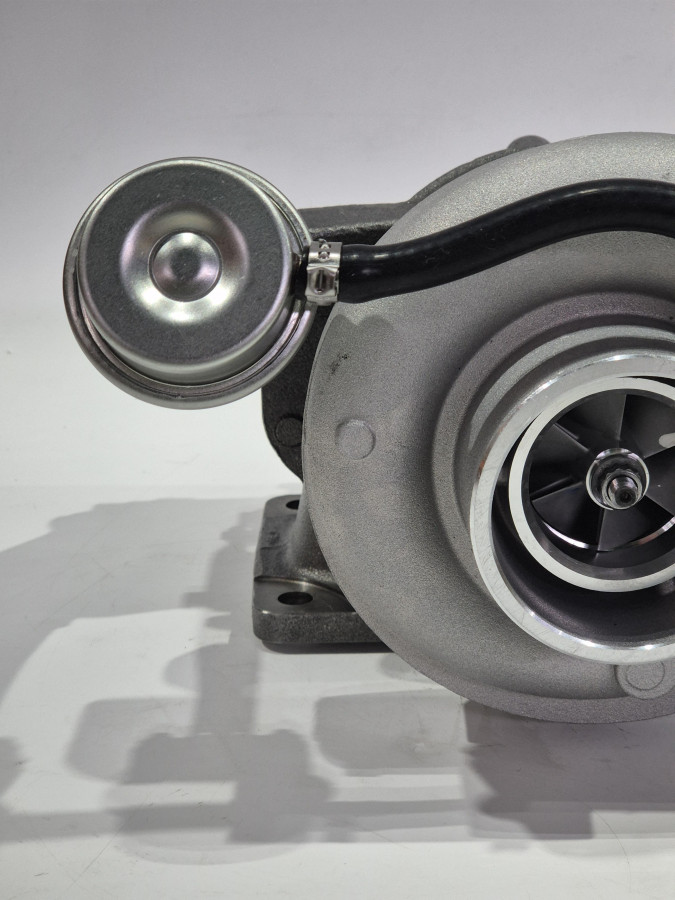 Турбокомпрессор HOLSET 4040382 EQB140-20 C+