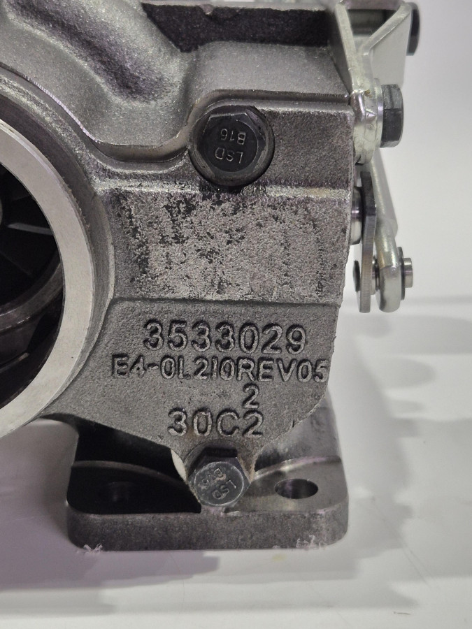 Турбокомпрессор HOLSET 4040382 EQB140-20 C+