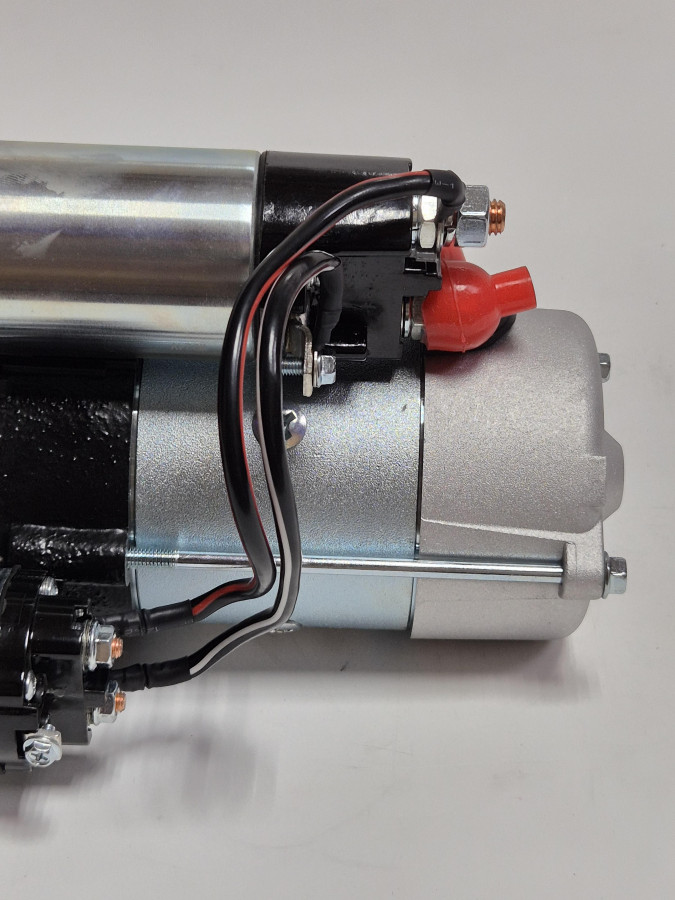 Стартер 4-6ISBe,6ISDe E3 24V 4983068/M93R3026SE C+