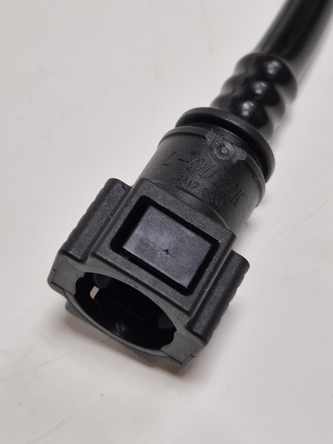 Трубка топливная от ТНВД к топл. сепаратору (вверх) ISF 3.8 5273283 C+