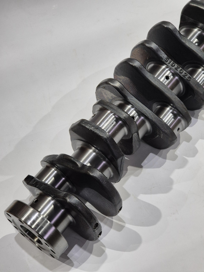 Вал коленчатый EQB210-20 4934566 2830476 4896766,4934565,2830477,4896767 C+