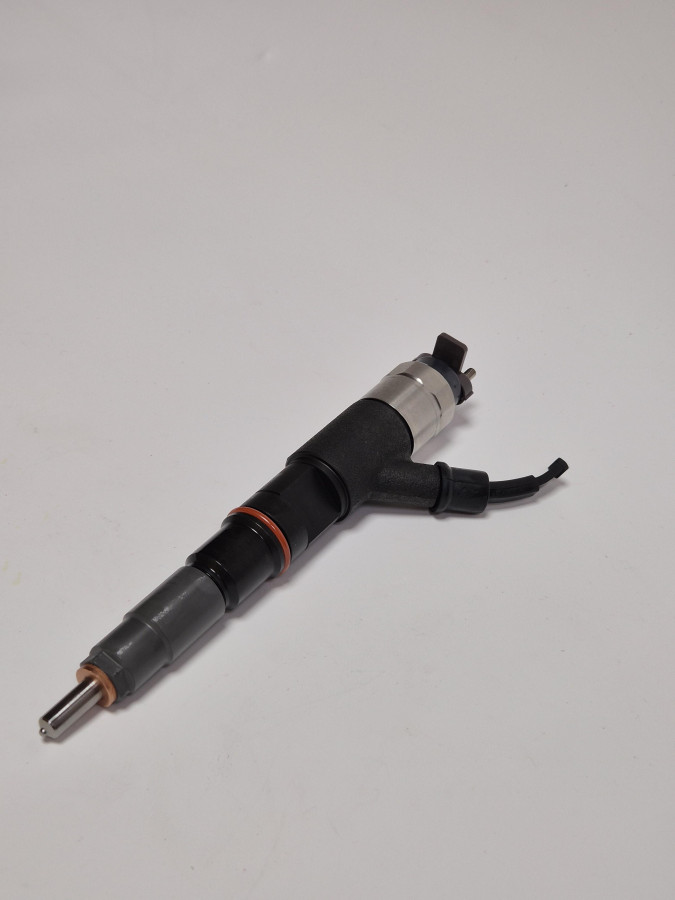 Форсунка ISF3.8 Е4 O+