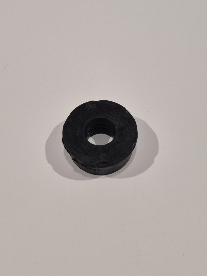 Изолятор крепления крышки клапанов ISBE 5271613 C+