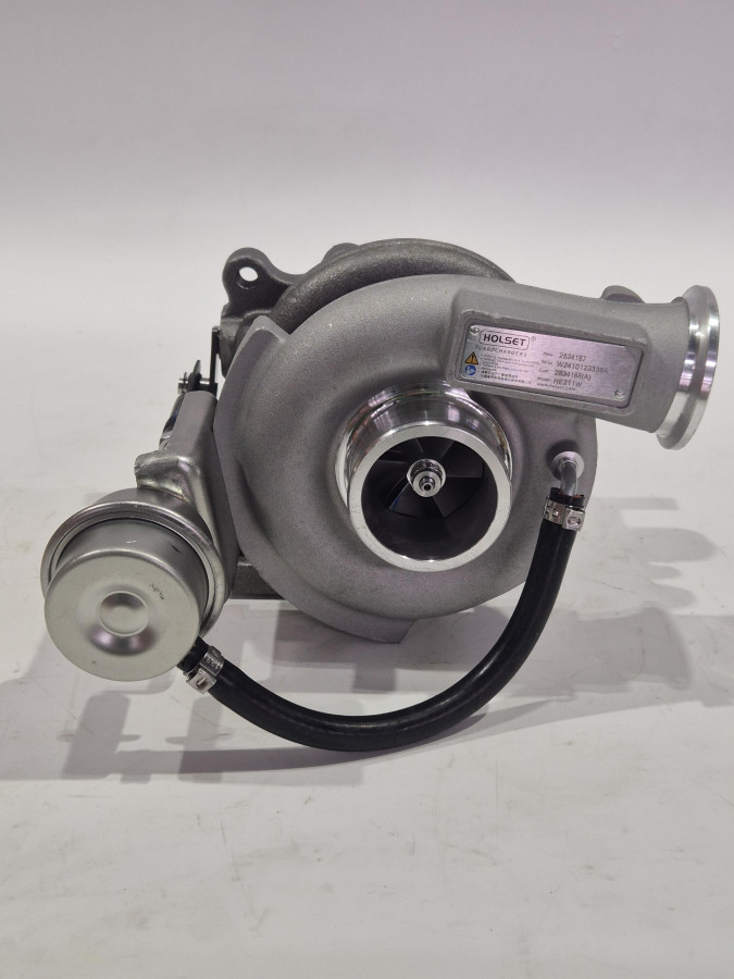 Турбокомпрессор HOLSET HE211W ISF2.8 3774234/3772249/3777058/4309437/3773121/3768009/3773122 C+