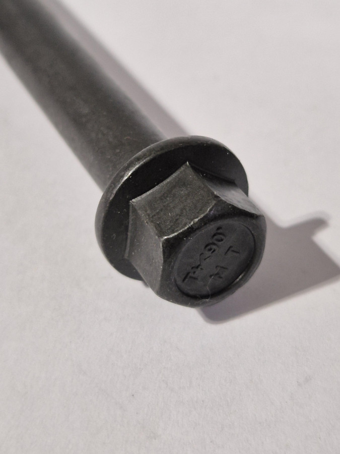 Болт ГБЦ ISF2.8 М14х1,5х140 O+