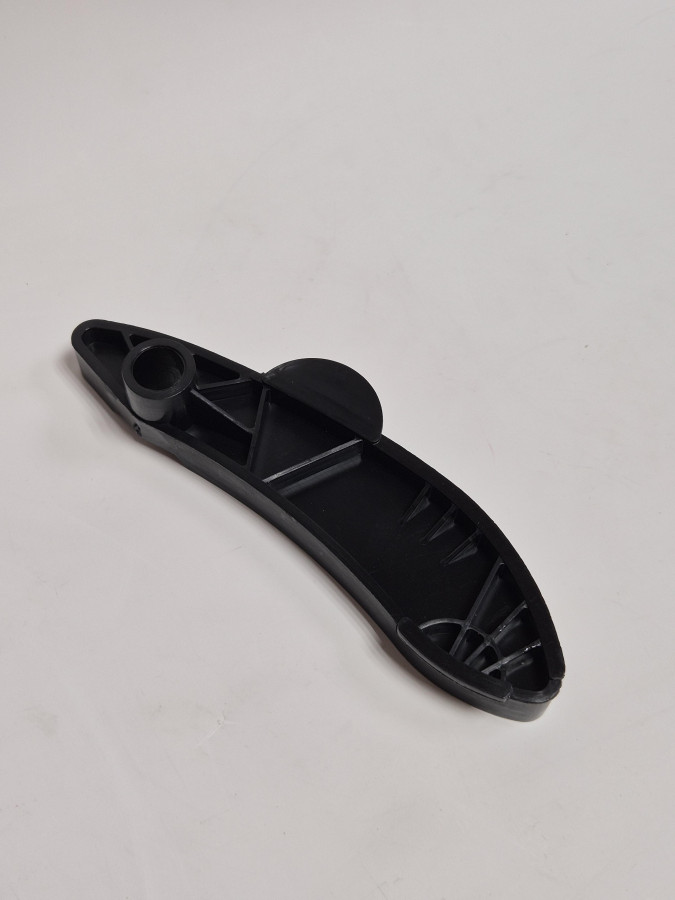 Направляющая цепи двигателя ISF 2.8 O-