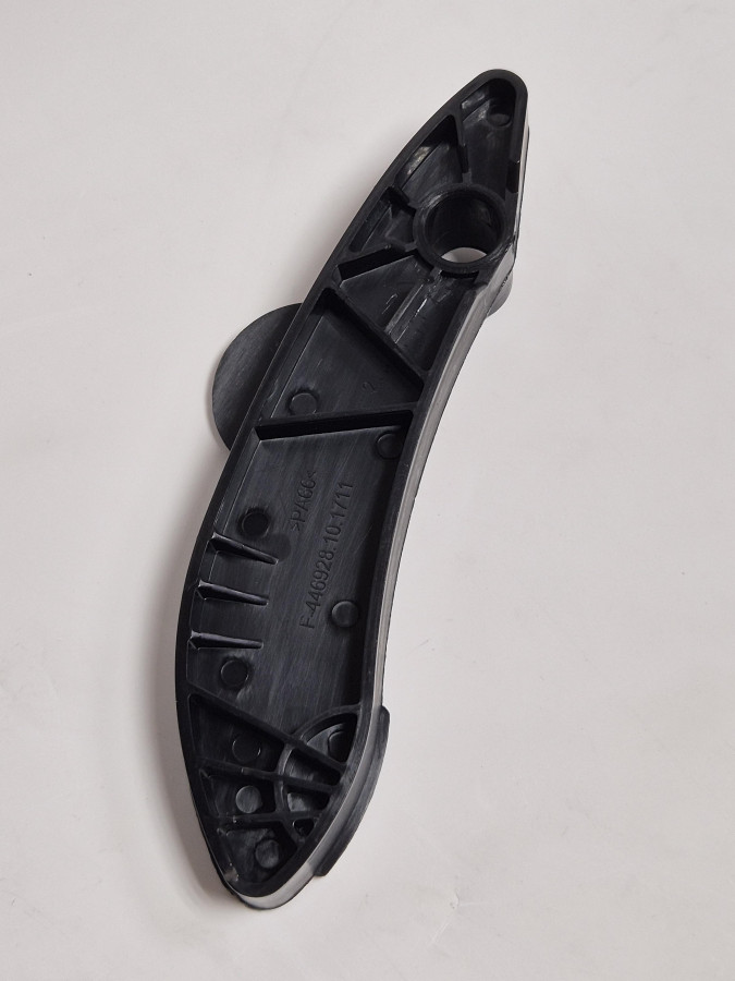 Направляющая цепи двигателя ISF 2.8 O-