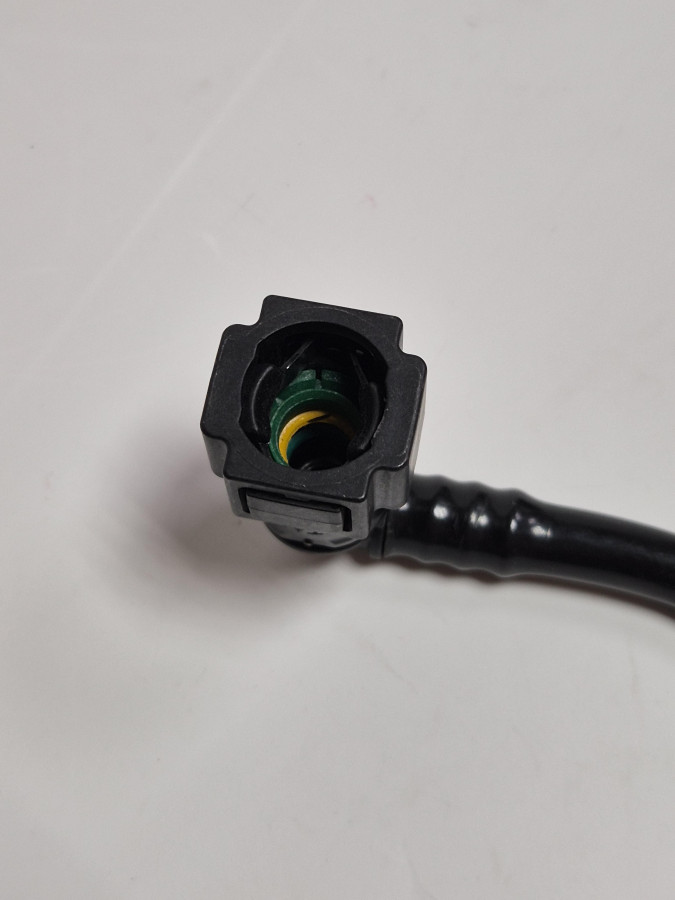 Трубка топливная от ТНВД к топл. сепаратору (вниз) ISF 3.8 Е4 C+