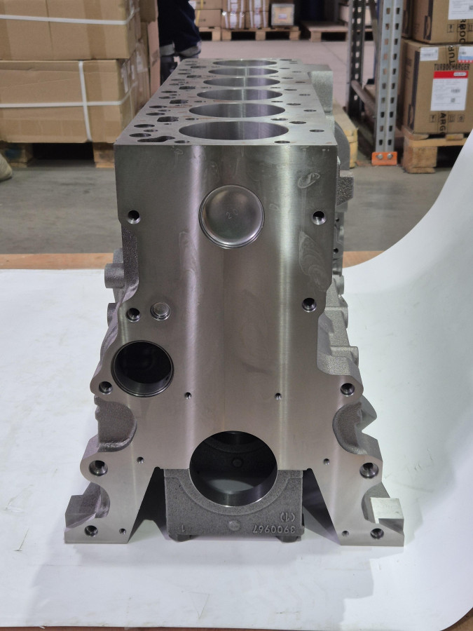 Блок цилиндров EQB180-20,210-20,5.9 C+