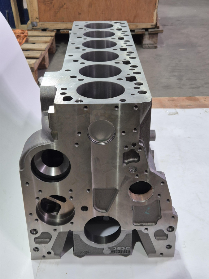 Блок цилиндров EQB180-20,210-20,5.9 C+