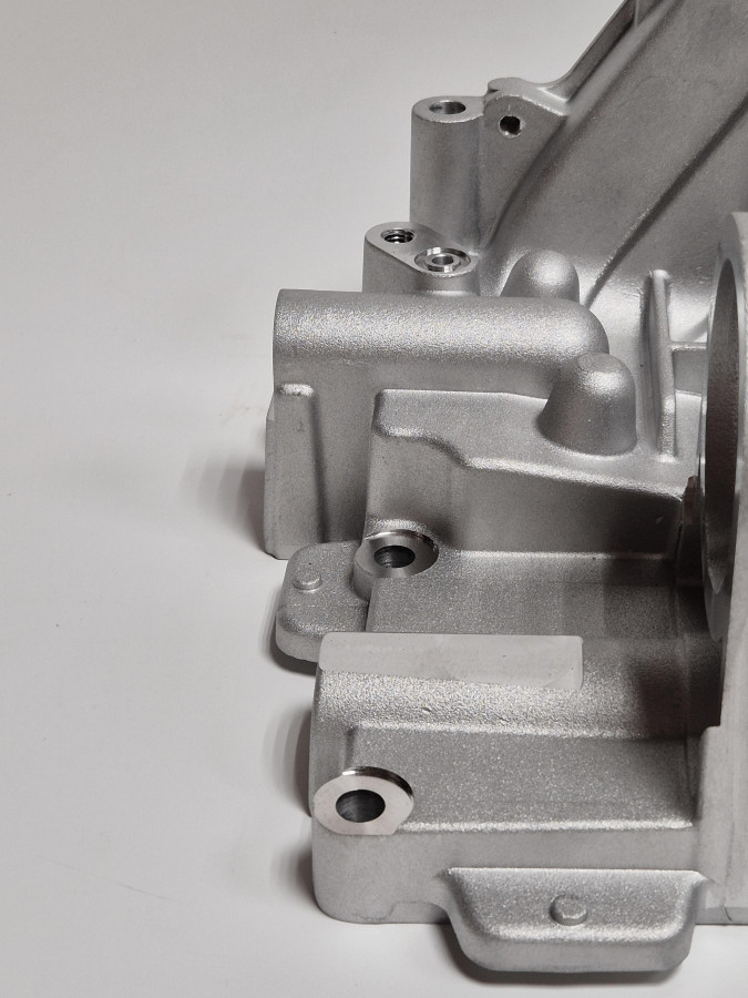 Корпус маслоохладителя ISF3.8 5262811/5284426/5257961/4983397/5284441 O+