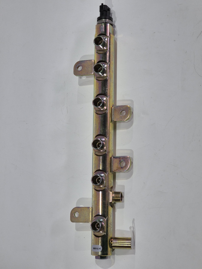 Рампа топливная 6ISBe 0445226042 O+